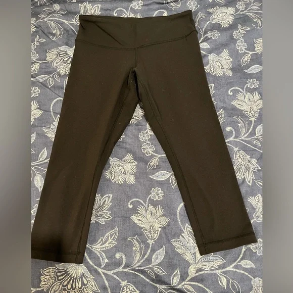 Lululemon Bundle crop legging and bra Xs/small - Picture 16 of 16